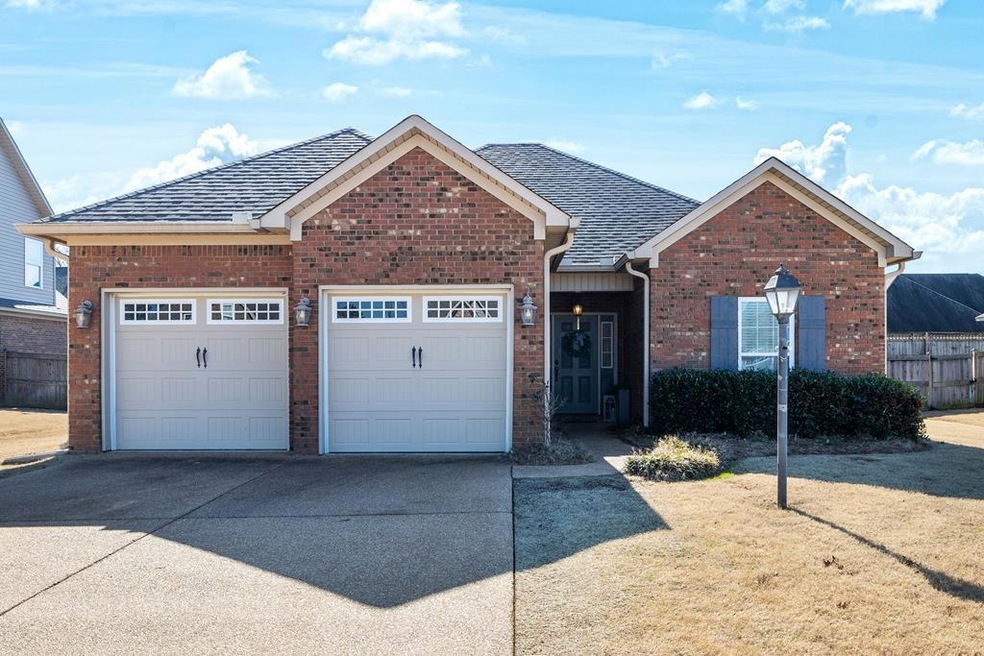 1404 Melanie's Dr, Oxford, MS 38655 - photo 1