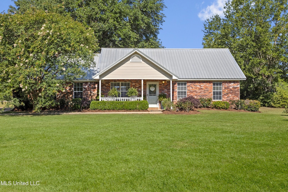 Pending $239,900 • Co-Listing Agent