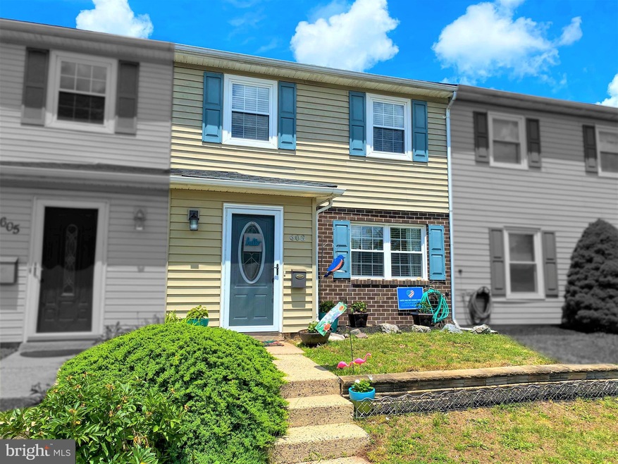 603 Hamilton Rd, East Greenville, PA 18041 - photo 1