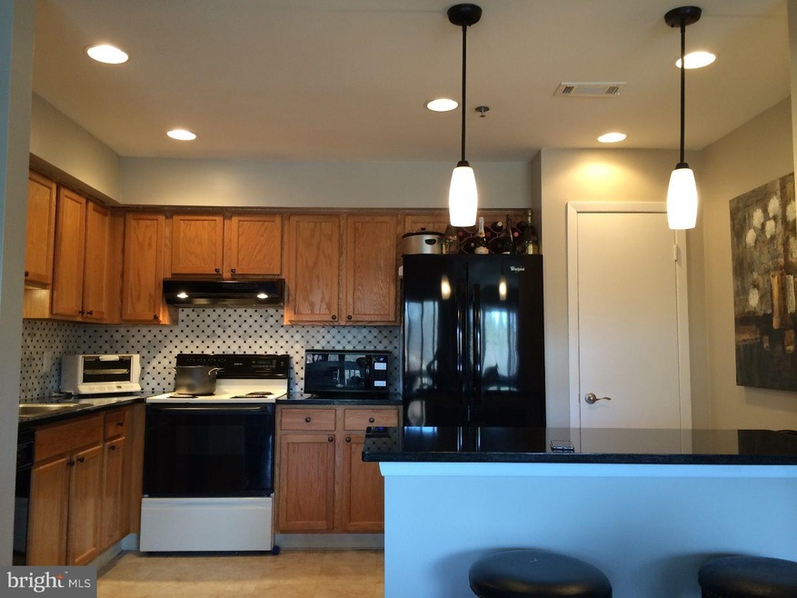 3321 Sayre Dr unit 3B, Princeton, NJ 08540 - photo 1