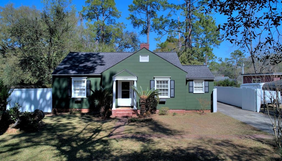 1305 6th Ave, Albany, GA 31707 - photo 1
