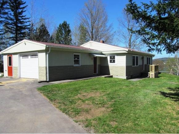 108 Raymond Ave, Newport, VT 05855 - photo 1