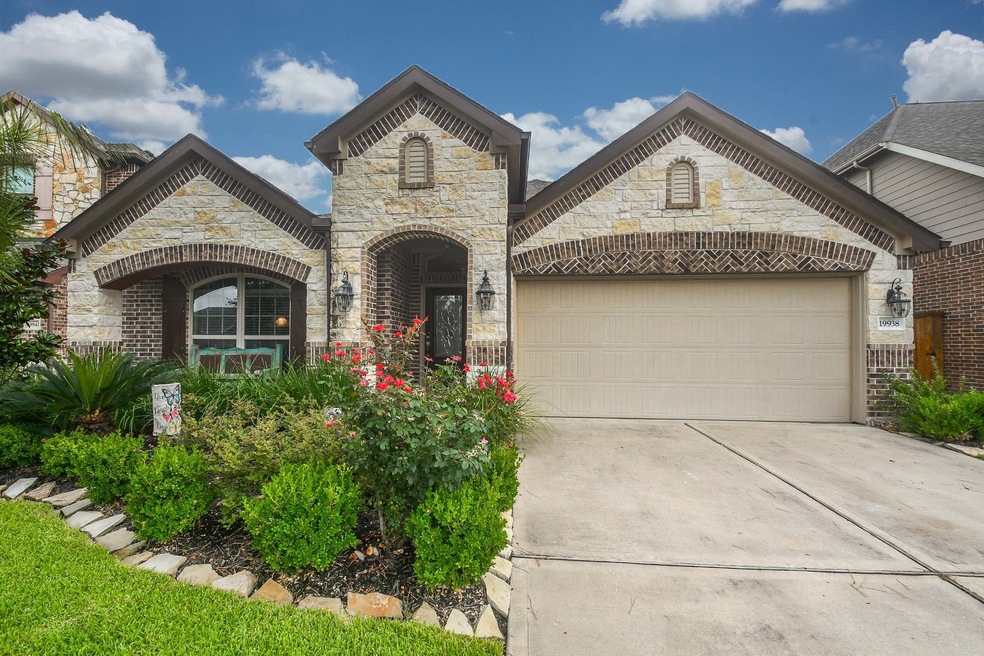 19938 Caitlyn Blossom Ln, Cypress, TX 77433 - photo 1