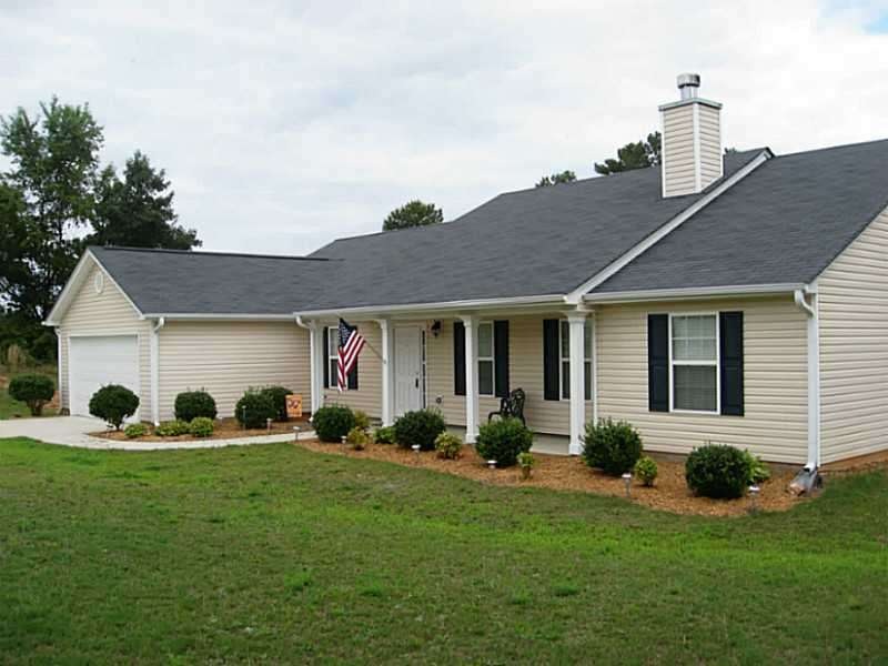 Exterior Front. STEPLESS RANCH IS MOVE IN READY