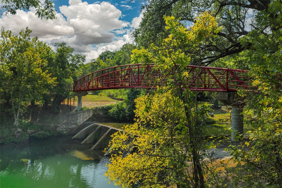 TBD Overton Ct, Granbury, TX 76048 - photo 1