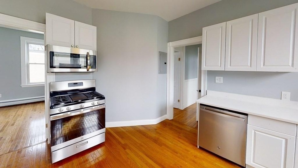 381 Cardinal Medeiros Ave unit 3F, Cambridge, MA 02141 - photo 1