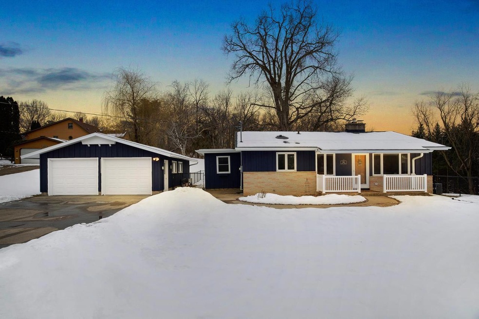 550 State St, Holmen, WI 54636 - photo 1