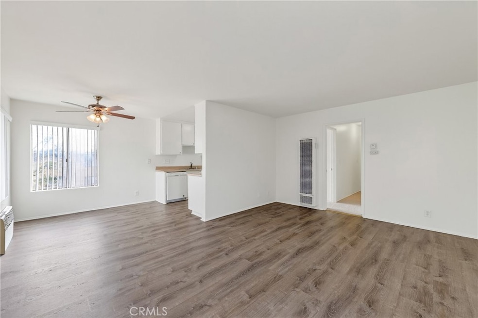 16205 Cornuta Ave unit 7, Bellflower, CA 90706 - photo 1