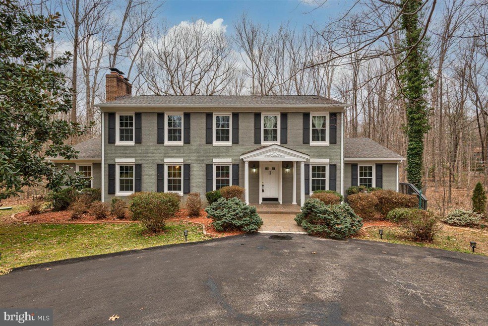 105 Woodfield Dr, Spotsylvania, VA 22553 - photo 1