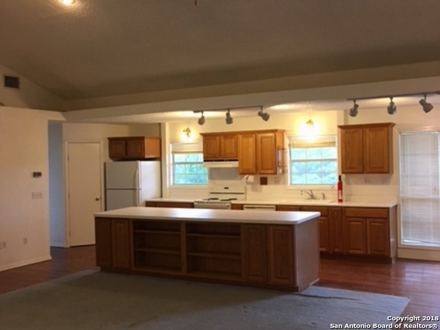 19936 Scenic Loop Rd, Helotes, TX 78023 - photo 1