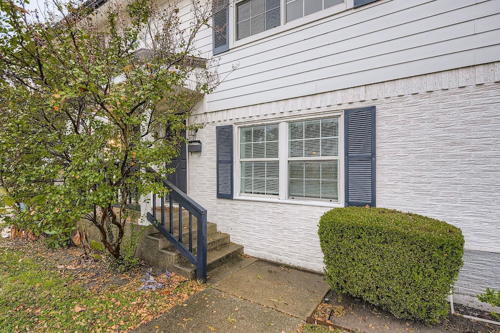 214 Austin St, Fort Worth, TX 76107 - photo 1