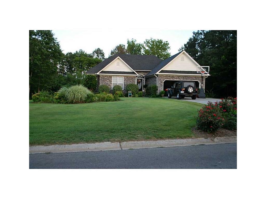 211 Woodford Way SE, Calhoun, GA 30701 - photo 1