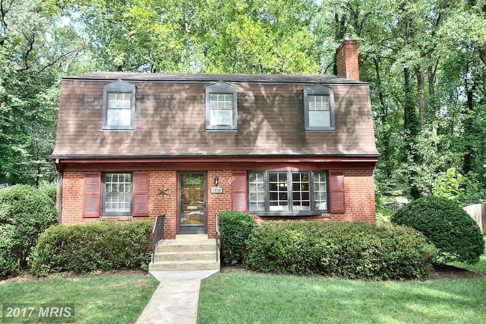 6528 Oakwood Dr, Falls Church, VA 22041 - photo 1