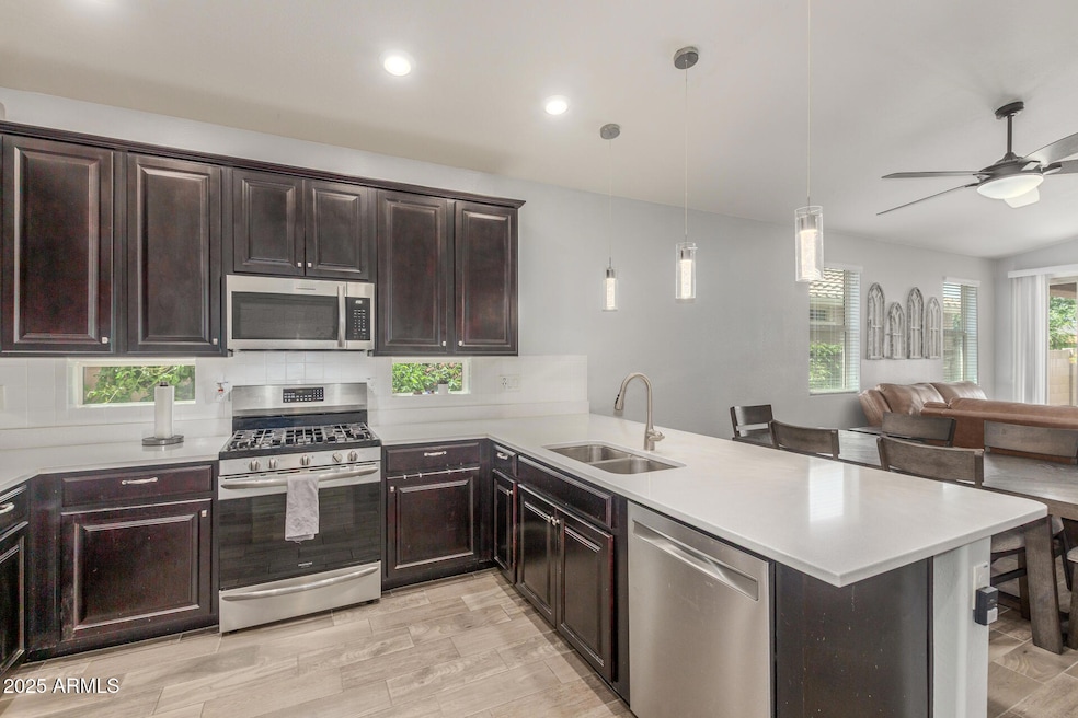 4136 W Palace Station Rd, Phoenix, AZ 85087 - photo 1