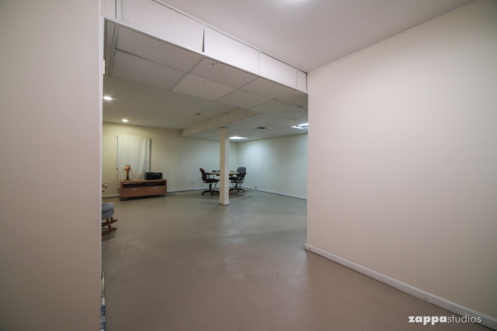 2109 Buckley Ct, Naperville, IL 60565 - photo 1