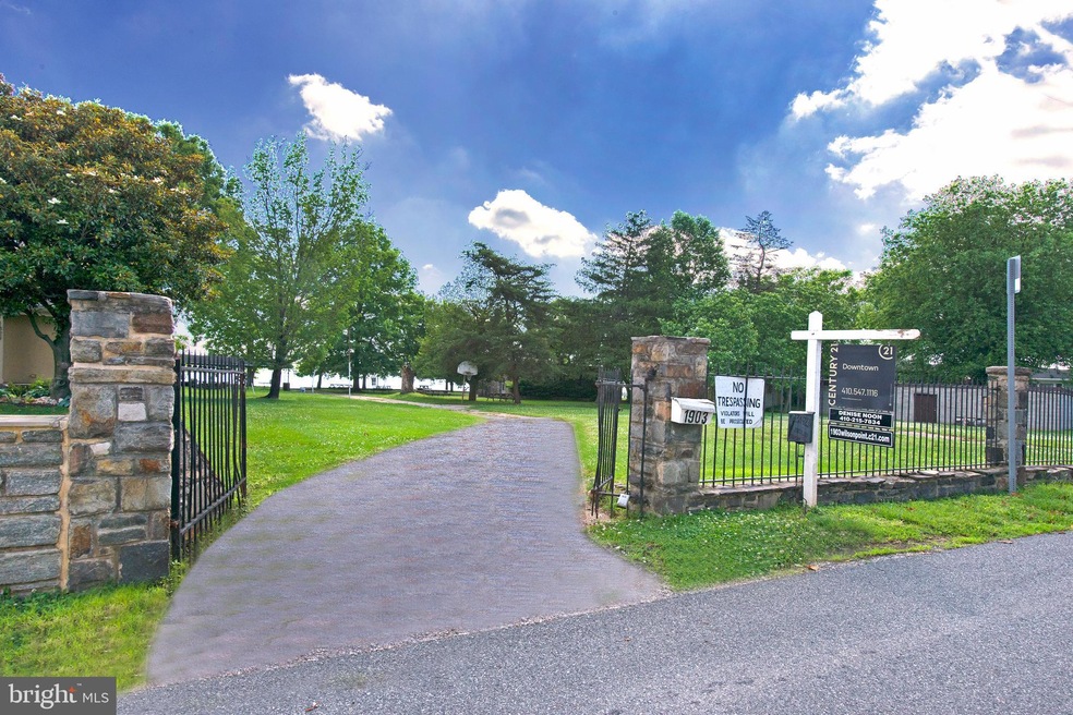 1903 Wilson Point Rd, Middle River, MD 21220 - photo 1