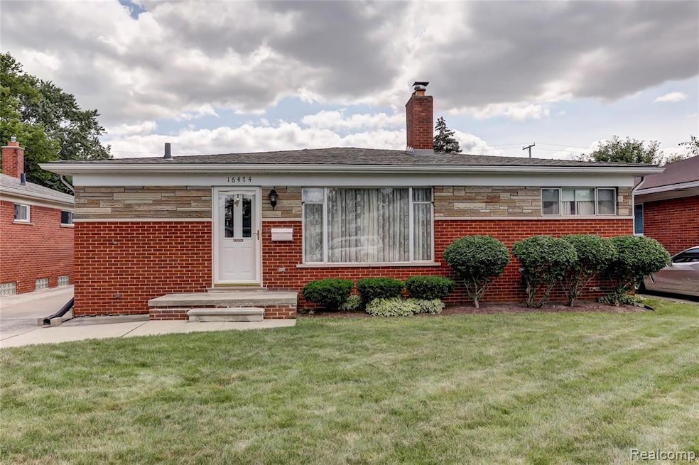 16474 Collinson Avenue, Eastpointe, MI-1.jpg-FULL