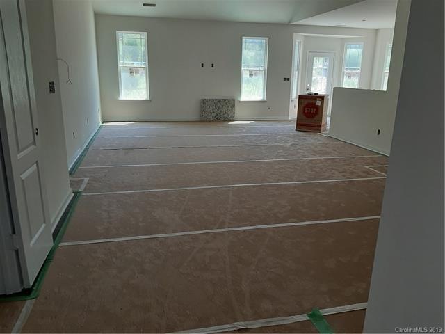 113 Fleming Dr, Statesville, NC 28677 - photo 1