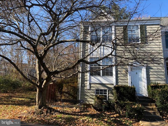 13887 Laura Ratcliff Ct, Centreville, VA 20121 - photo 1