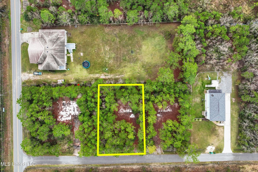 15401 Needle St, Biloxi, MS 39532 - photo 1