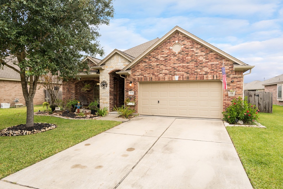 6114 Carnaby Ln, Rosenberg, TX 77471 - photo 1