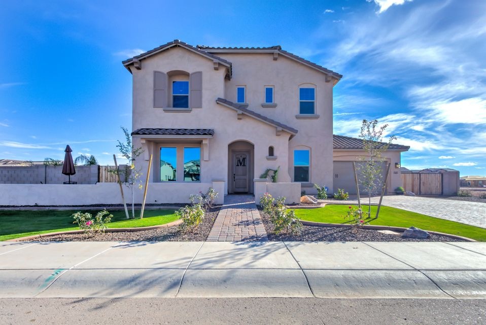 1005 E Hampton Ln-2