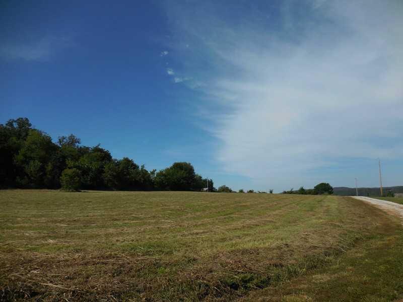 Land.