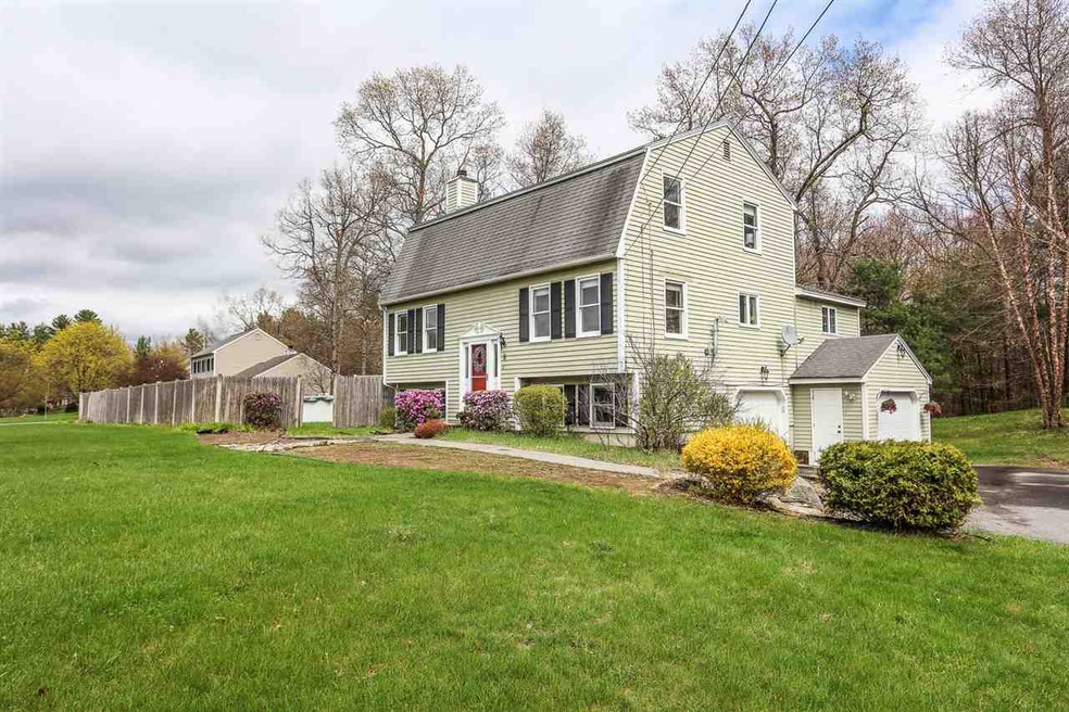 8 Windsor Dr, Litchfield, NH 03052 - photo 1