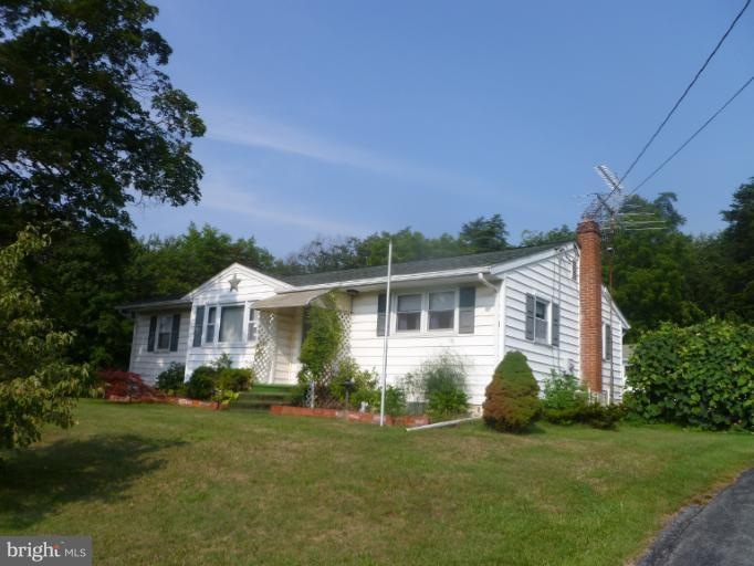 14128 Exline Rd, Hancock, MD 21750 - photo 1