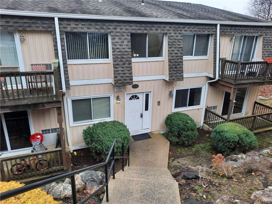 16 Pavilion Ridge Way unit 10, Ramapo, NY 10901 - photo 1