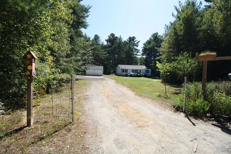 321 Ridlon Rd, Berwick, ME 03901 - photo 1