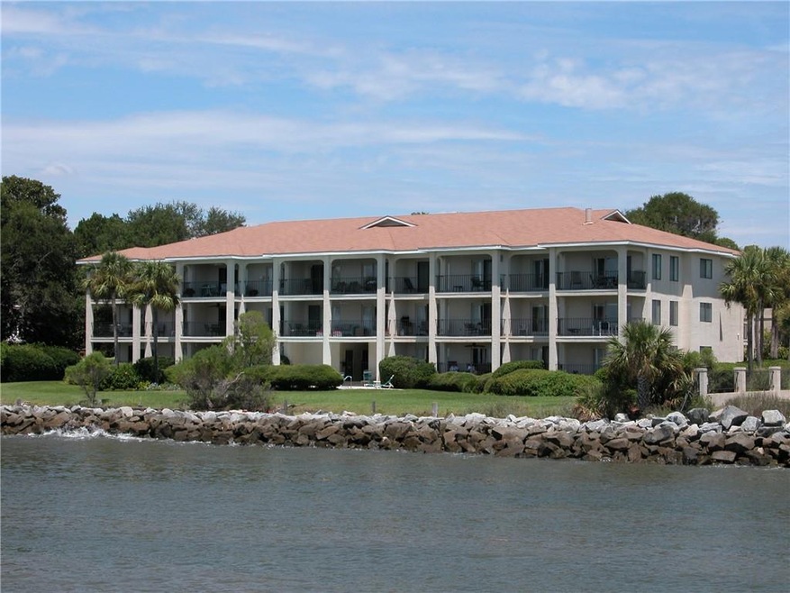 100 Floyd St unit 104, Saint Simons Island, GA 31522 - photo 1