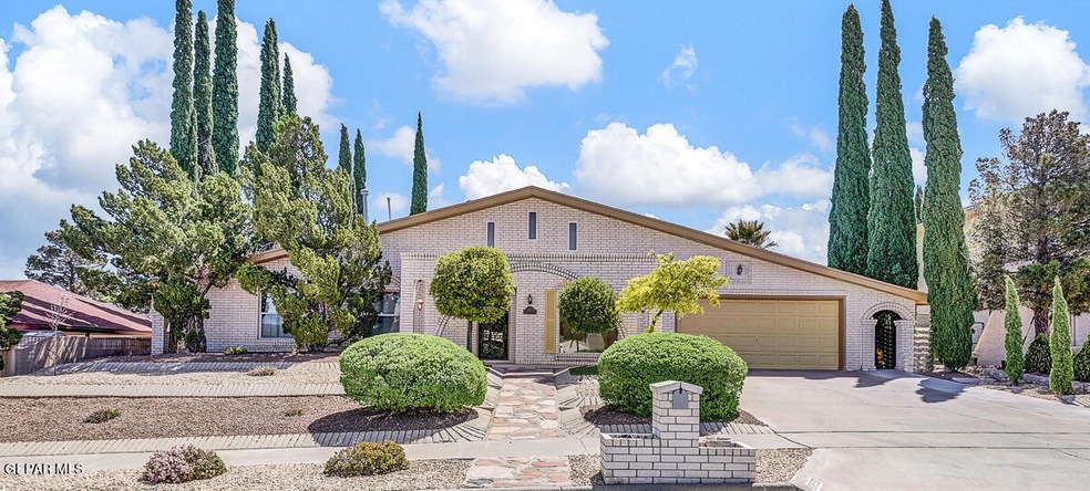 10952 Sombra Verde Dr, El Paso, TX 79935 - photo 1