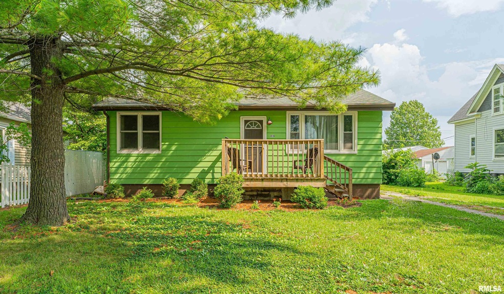 816 N Logan St, Lincoln, IL 62656 - photo 1