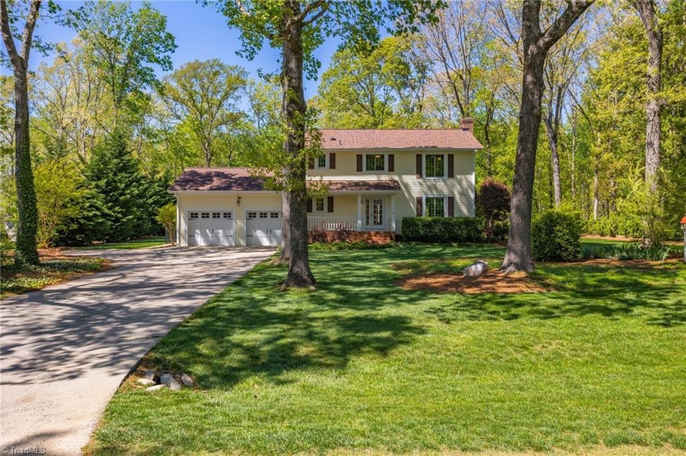 2555 Hickory Dr, Asheboro, NC 27205 - photo 1