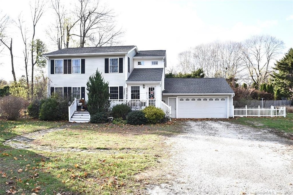 5 Central Ave, Niantic, CT 06357 - photo 1