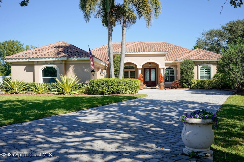 256 256 Lanternback Island Dr, Satellite Beach, FL 32937 - photo 1