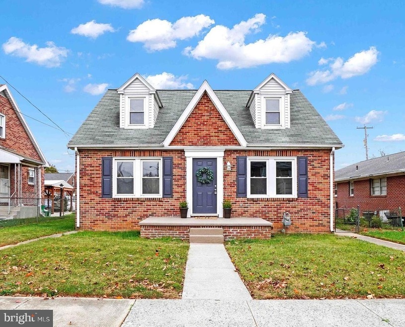 711 Pacific Ave, York, PA 17404 - photo 1