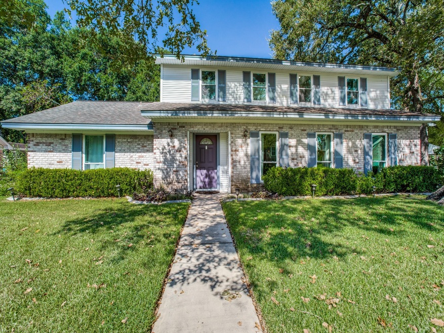 5323 Winding Way Dr, Houston, TX 77091 - photo 1