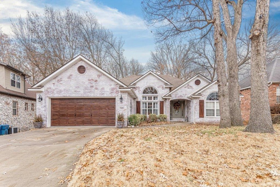 1104 Briarwood Ln, Bentonville, AR 72712 - photo 1