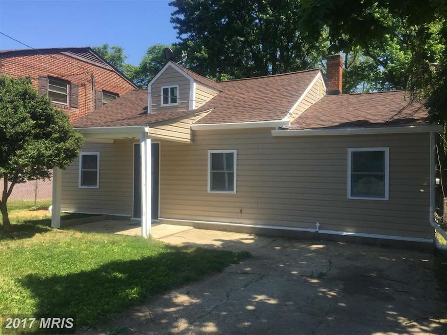 832 Balboa Ave, Capitol Heights, MD 20743 - photo 1