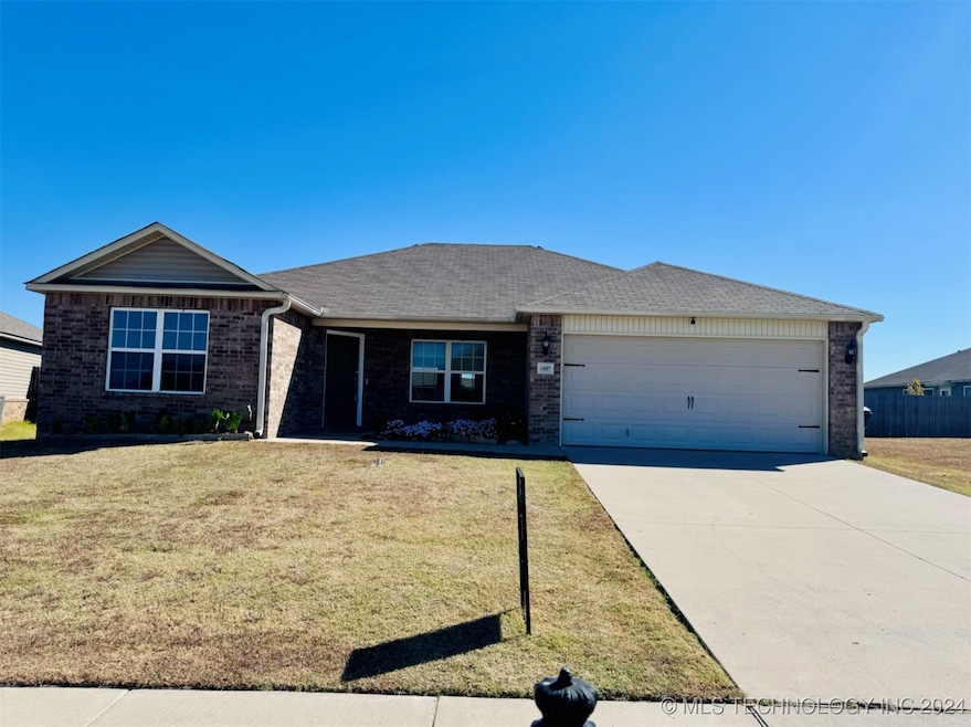 14885 S Hickory Place, Glenpool, OK 74033 - photo 1