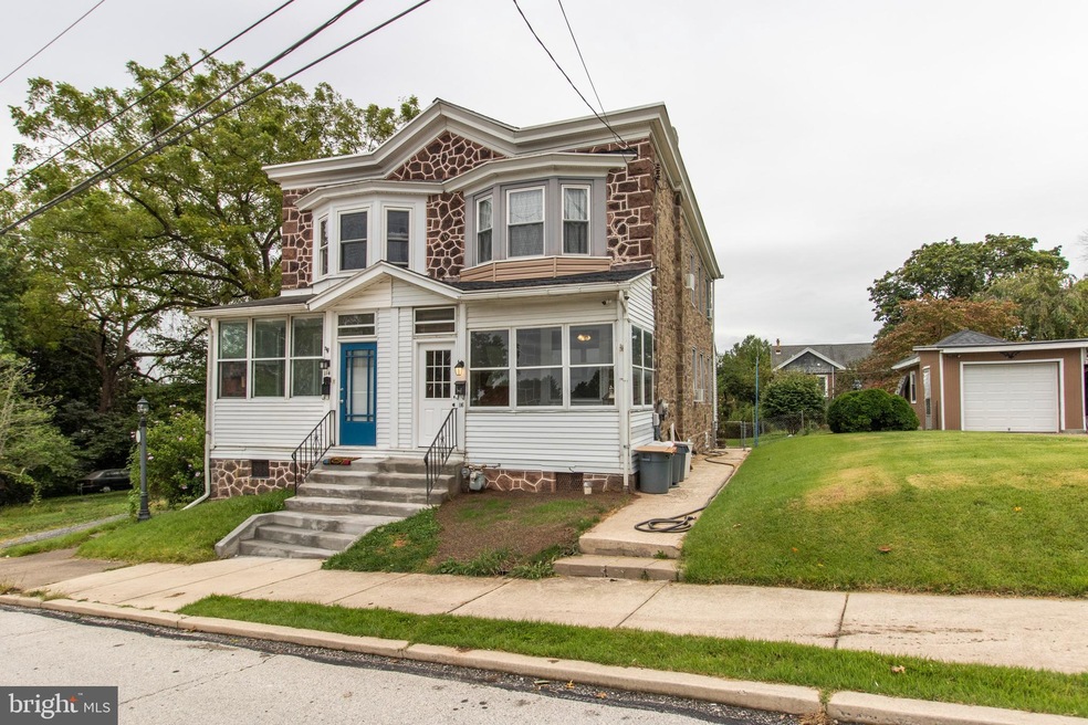 116 Broad St, Spring City, PA 19475 - photo 1