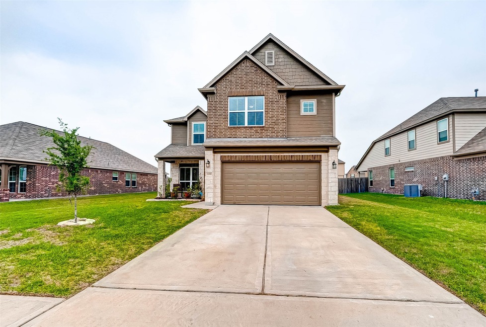 3018 Currier Ct, Rosenberg, TX 77471 - photo 1