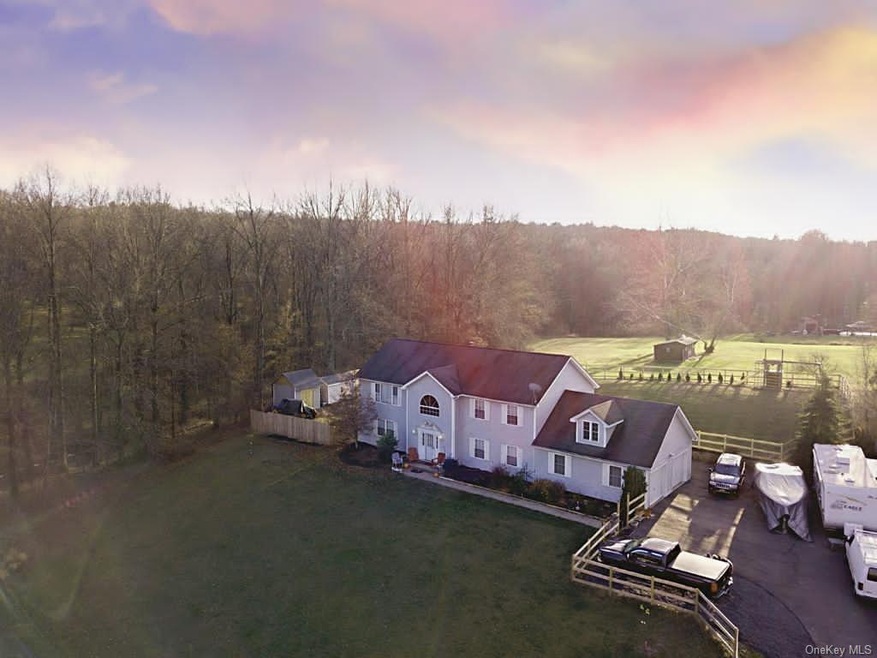 12 Sandburg Place, Pine Bush, NY 12566 - photo 1