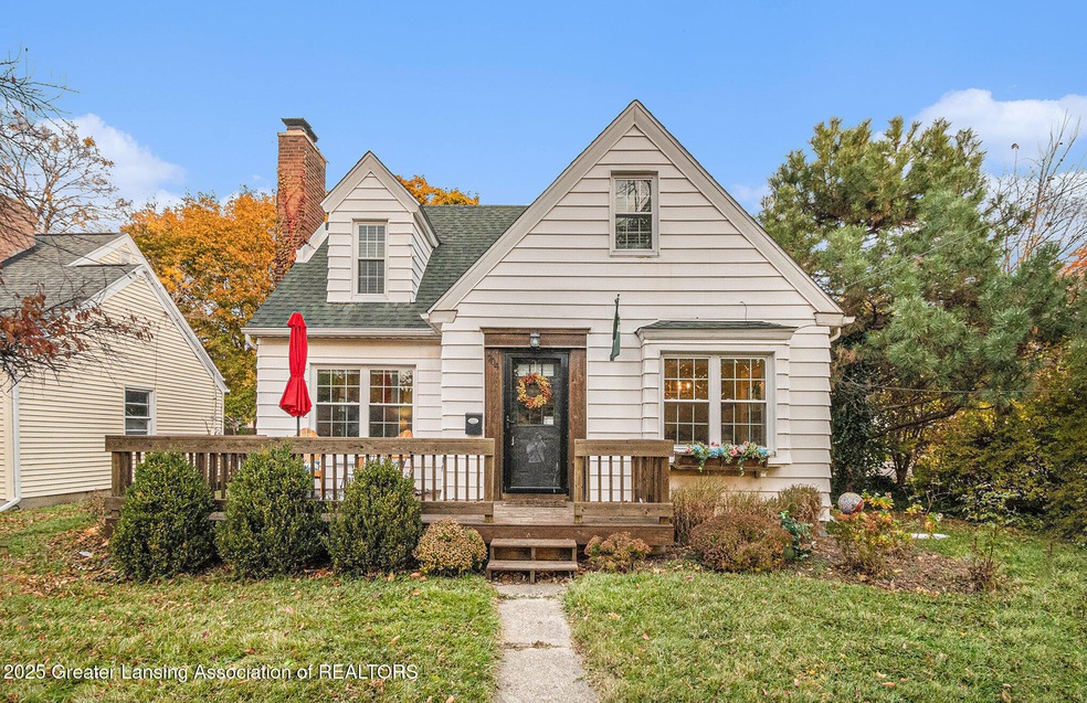 704 N Foster Ave, Lansing, MI 48912 - photo 1