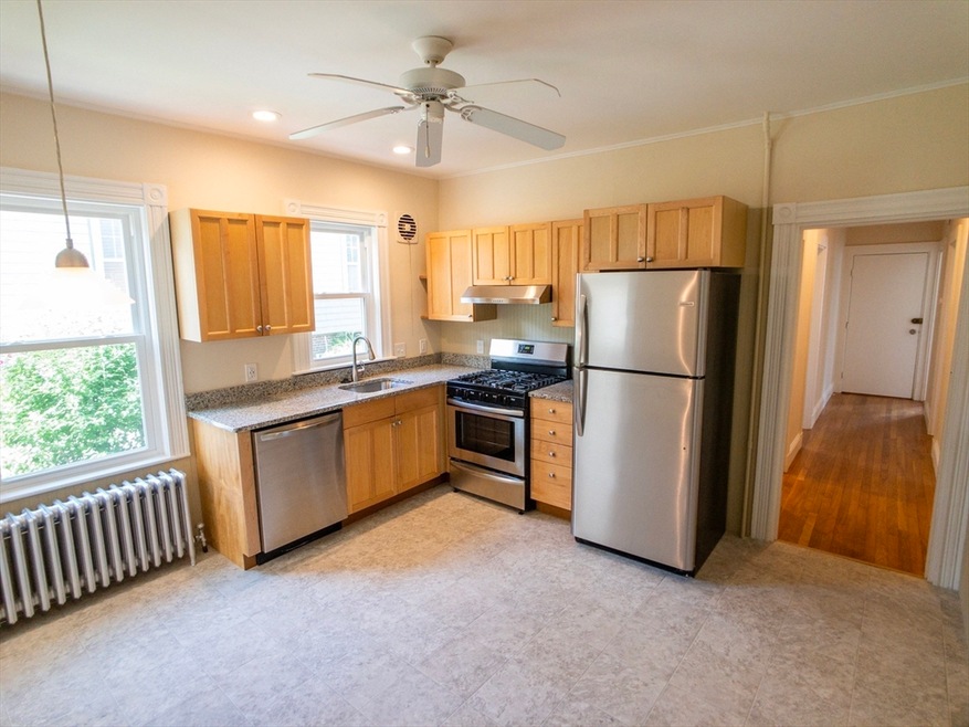 40 Hewlett St unit 1, Roslindale, MA 02131 - photo 1