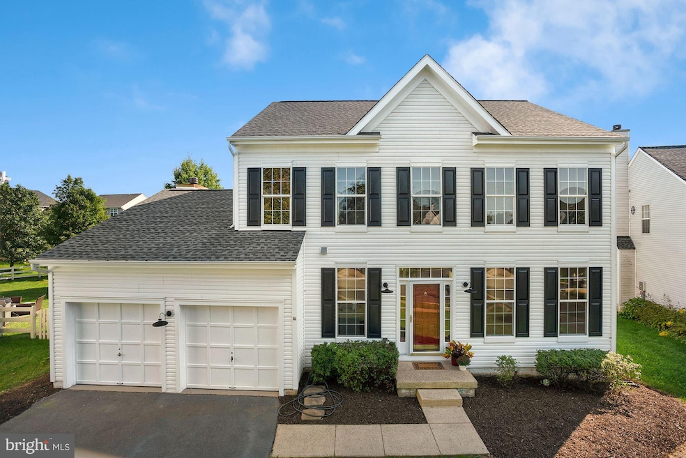 35741 Winslow Ct, Round Hill, VA 20141 - photo 1