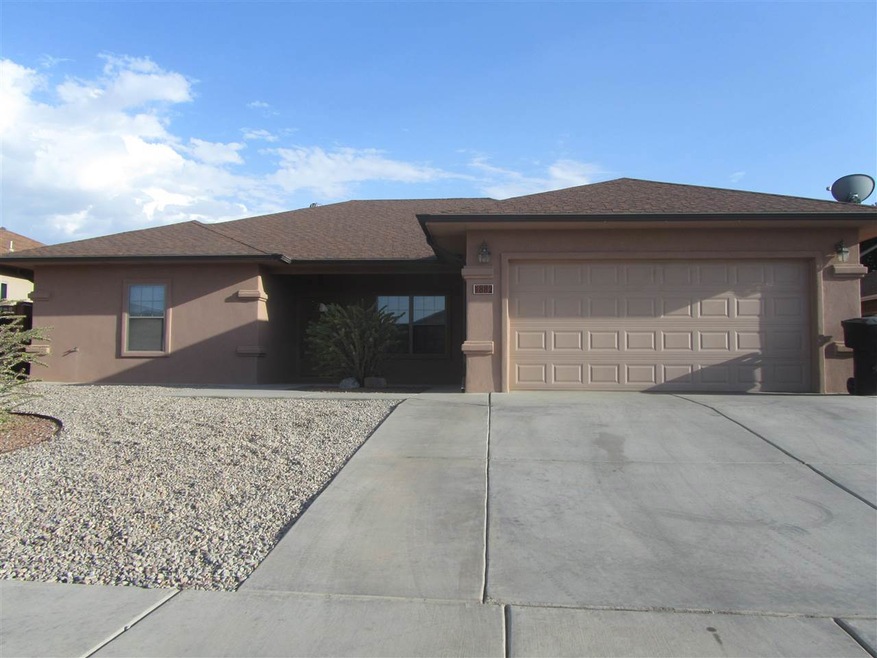 882 Hermoso El Sol, Alamogordo, NM 88310 - photo 1