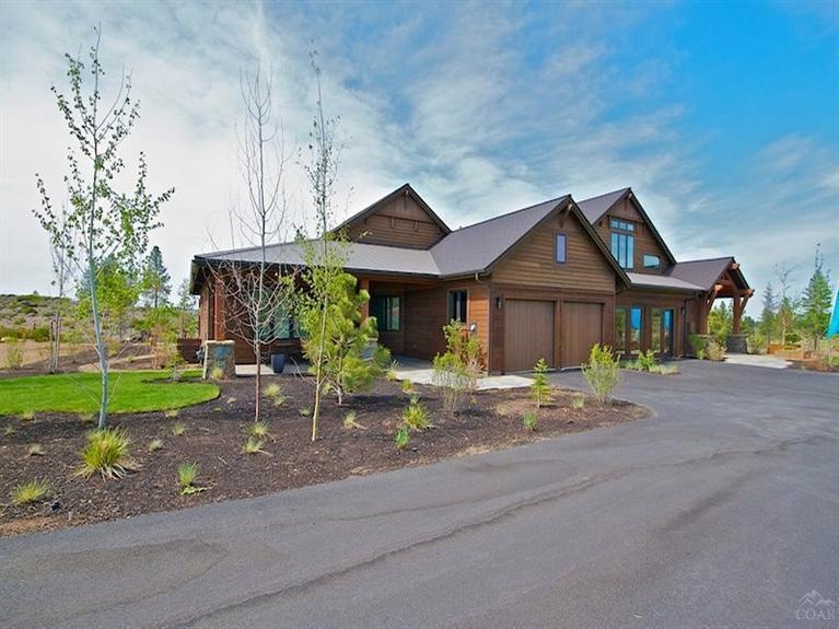 61340 Triple Knot Rd, Bend, OR 97702 - photo 1